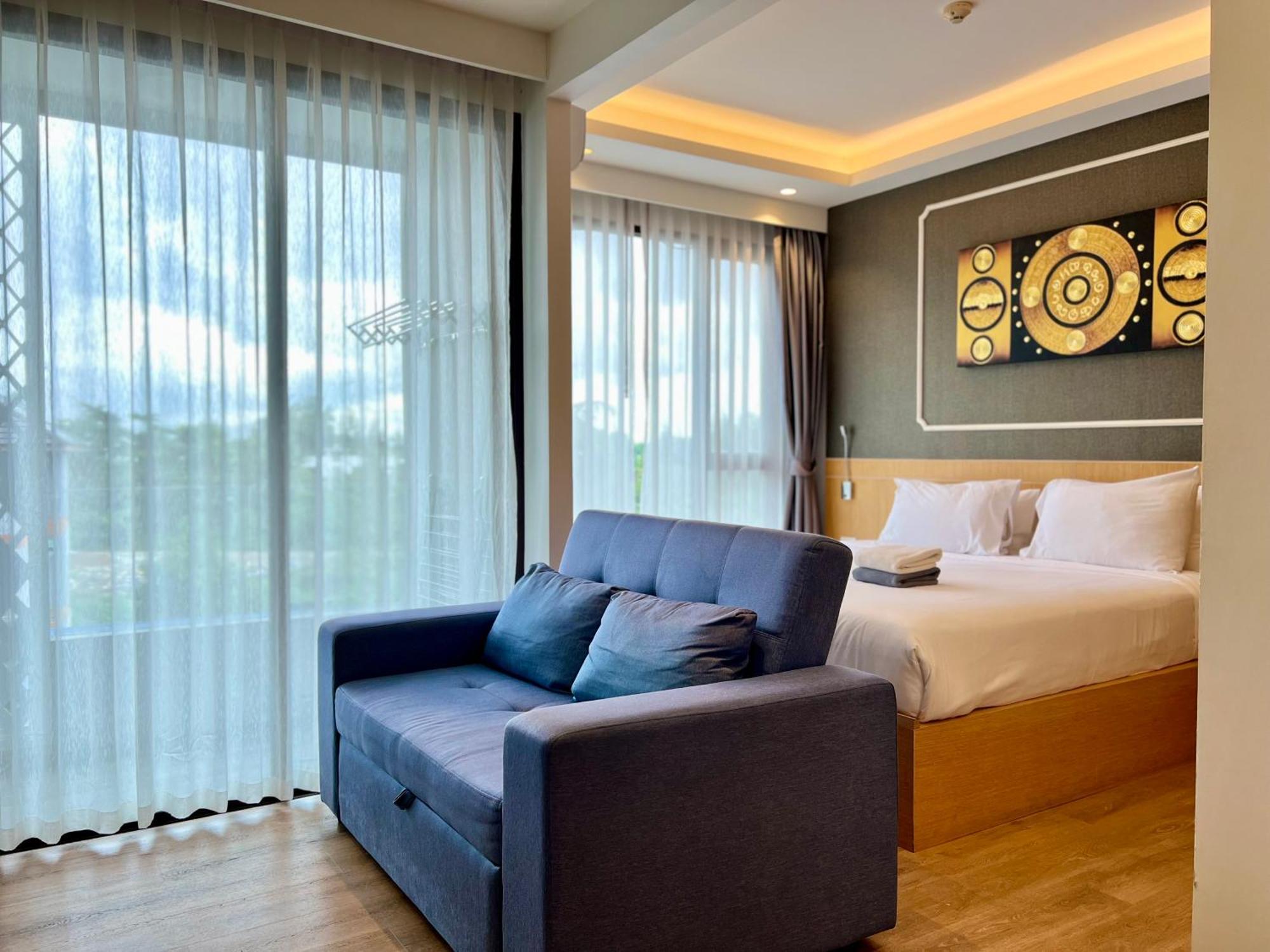 Aristo 2 Phuket By Resava Lejlighedshotel Eksteriør billede