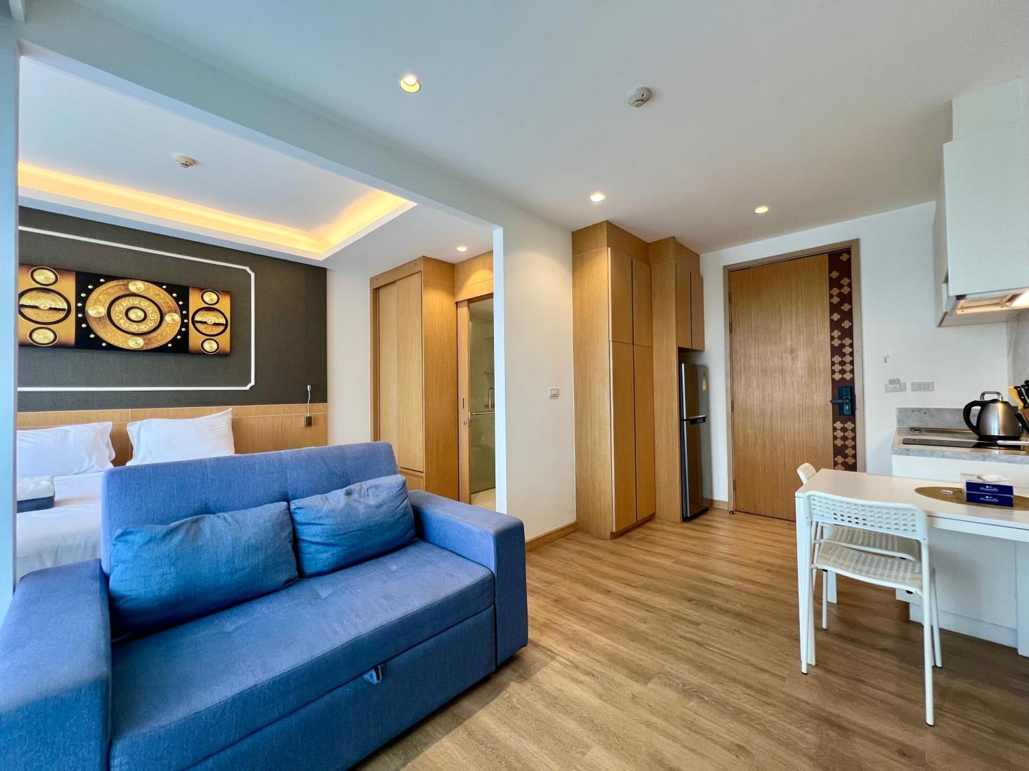 Aristo 2 Phuket By Resava Lejlighedshotel Eksteriør billede